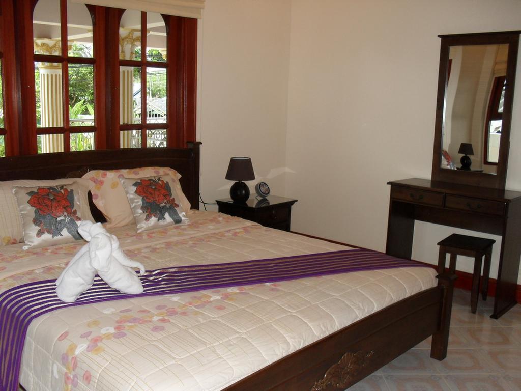 Majestic Villas Phuket Rawai Exterior foto