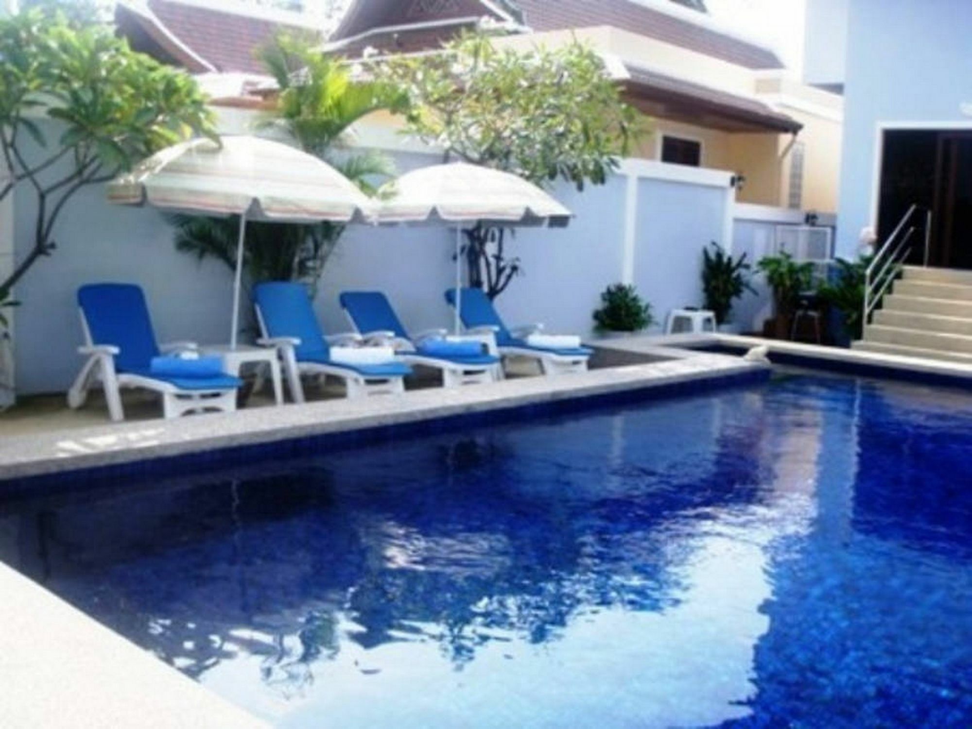 Majestic Villas Phuket Rawai Exterior foto